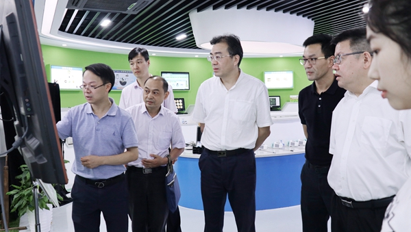 浙江省農(nóng)業(yè)農(nóng)村廳黨組書記、廳長王通林一行蒞臨托普云農(nóng)調(diào)研